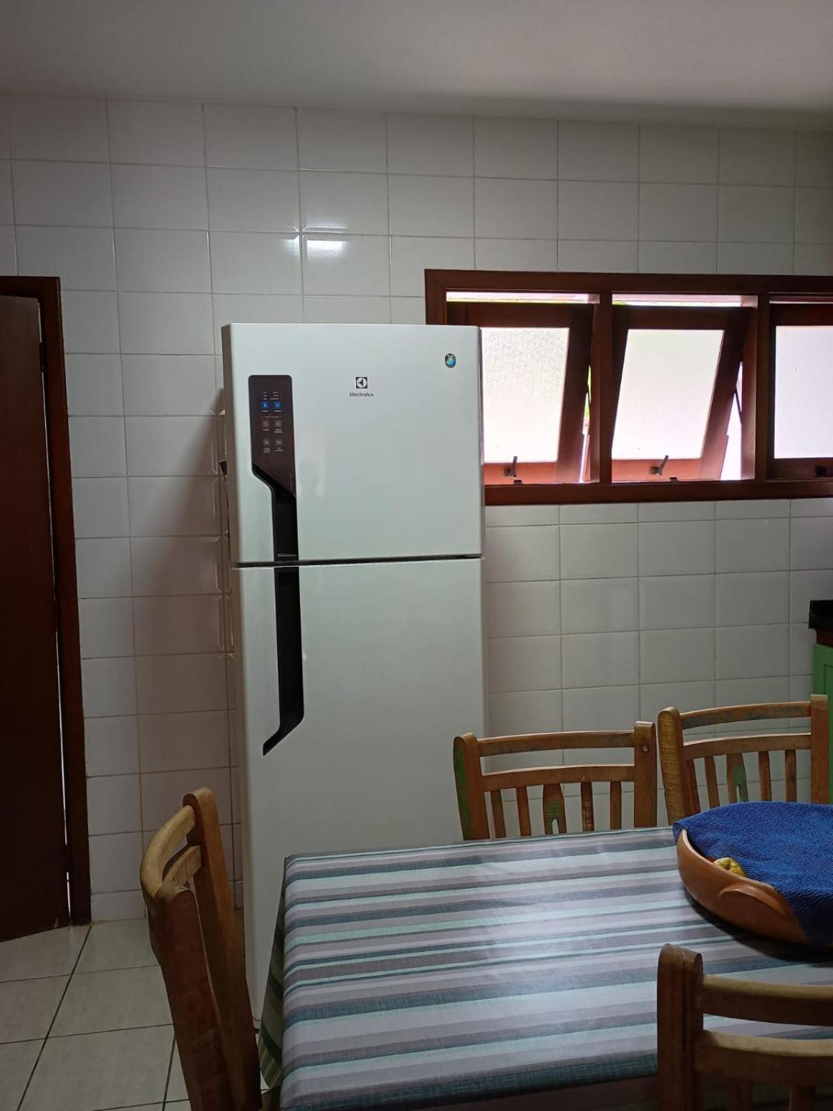 Casa Confortavel Парати Екстериор снимка